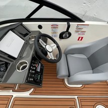 Bayliner VR5 BOWRIDER