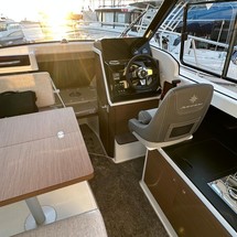 Jeanneau Merry Fisher 695