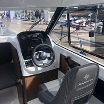 Jeanneau Merry Fisher 695