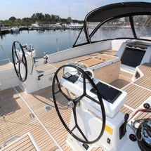 Jeanneau 54