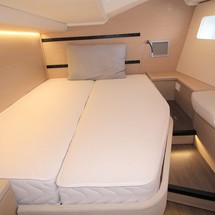 Jeanneau 54