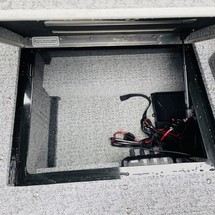 Tracker Targa V-18 WT