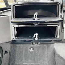 Tracker Targa V-18 WT