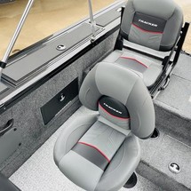 Tracker Targa V-18 WT