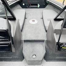 Tracker Targa V-18 WT