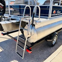 Sun Tracker Bass Buggy 18 DLX