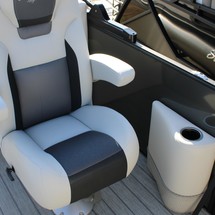 Sunchaser Boats Geneva Sport 24 LR DH Sport