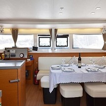 Lagoon 450 F