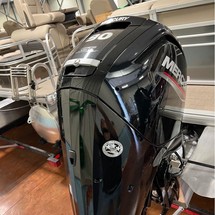 Sun Tracker Party Barge 20 DLX