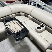 Sun Tracker Party Barge 20 DLX