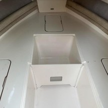 Grady-White Adventure 208