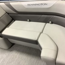 Bennington 24 sbrx