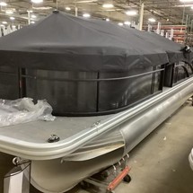 Bennington 24 sbrx