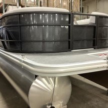 Bennington 24 sbrx