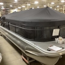 Bennington 24 sbrx