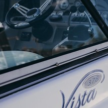 Four winns 378 vista