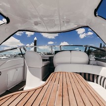 Four winns 378 vista