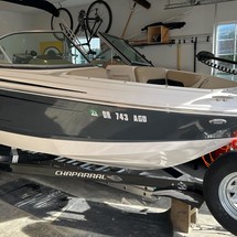 Chaparral 19 H2O Ski & Fish