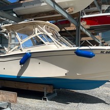 Grady-White Freedom 275