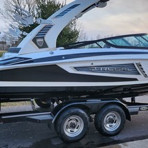 Regal 2100 RX Surf
