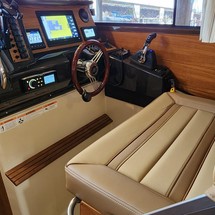 Ranger Tugs R-27