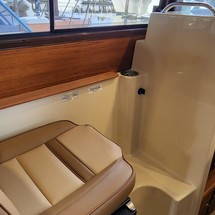 Ranger Tugs R-27