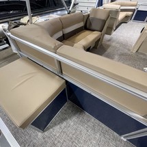 Sunchaser Boats Geneva Cruise 22 LR DH