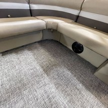 Sunchaser Boats Geneva Cruise 22 LR DH