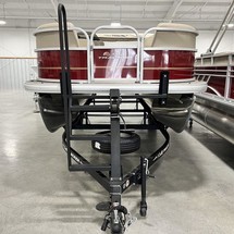 Sun Tracker Party Barge 18 DLX