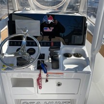 Sea Ray hunt ultra 211