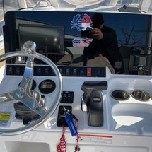 Sea Ray hunt ultra 211