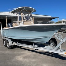 Sea Ray hunt ultra 211