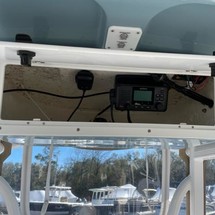 Sea Ray hunt ultra 211