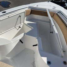 Sea Ray hunt ultra 211
