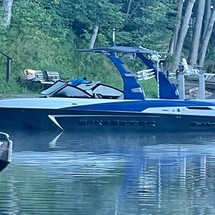 Malibu Wakesetter 23 LSV