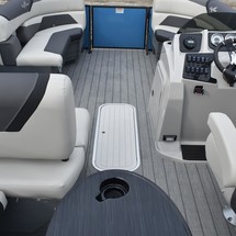 Sunchaser Boats Geneva Sport 24 LR DH Sport
