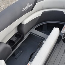 Sunchaser Boats Geneva Sport 24 LR DH Sport