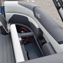 Sunchaser Boats Geneva Sport 24 LR DH Sport