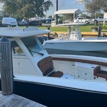 Scout Boats 320 LXF