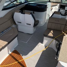 Sea Ray 350 SLX