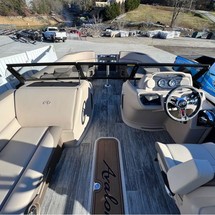 Avalon catalina 25 rf