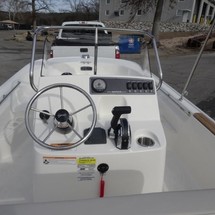 Boston Whaler 170 Montauk