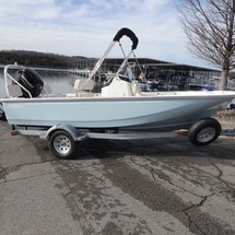 Boston Whaler 170 Montauk