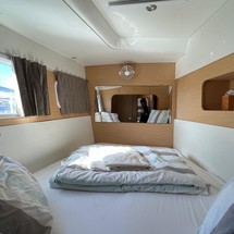 Lagoon 440