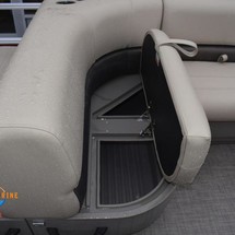 Sun Tracker Party Barge 18 DLX