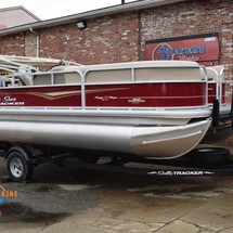 Sun Tracker Party Barge 18 DLX