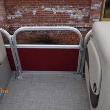 Sun Tracker Party Barge 18 DLX