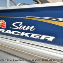 Sun Tracker Bass Buggy 16 DLX ET