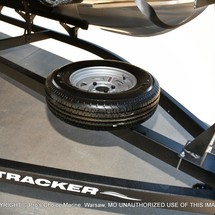 Sun Tracker Fishin Barge 20 DLX