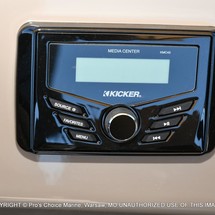 Sun Tracker Fishin Barge 20 DLX